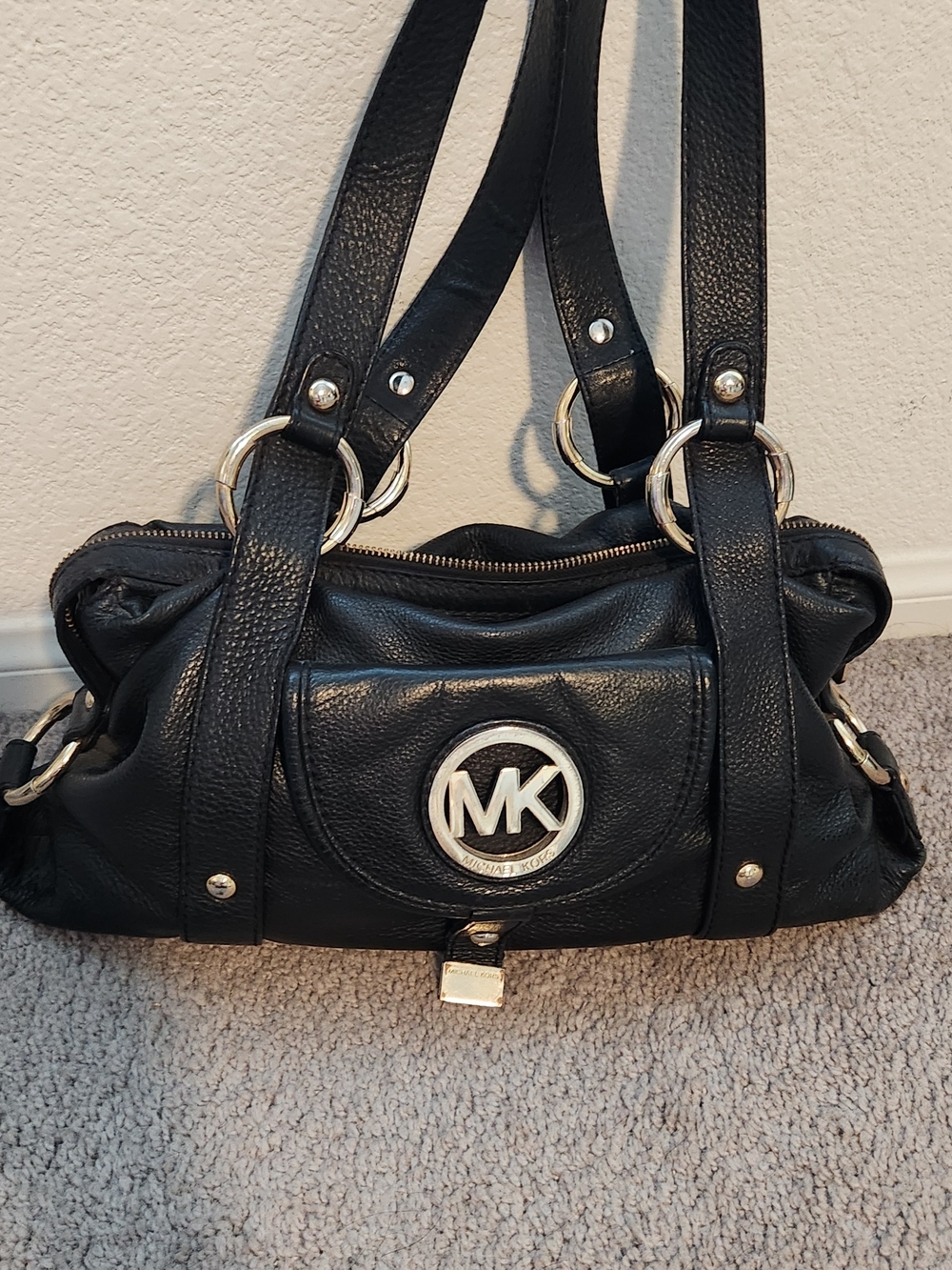 Michael Kors Black Leather MK Logo Shoulder Bag W/wallet